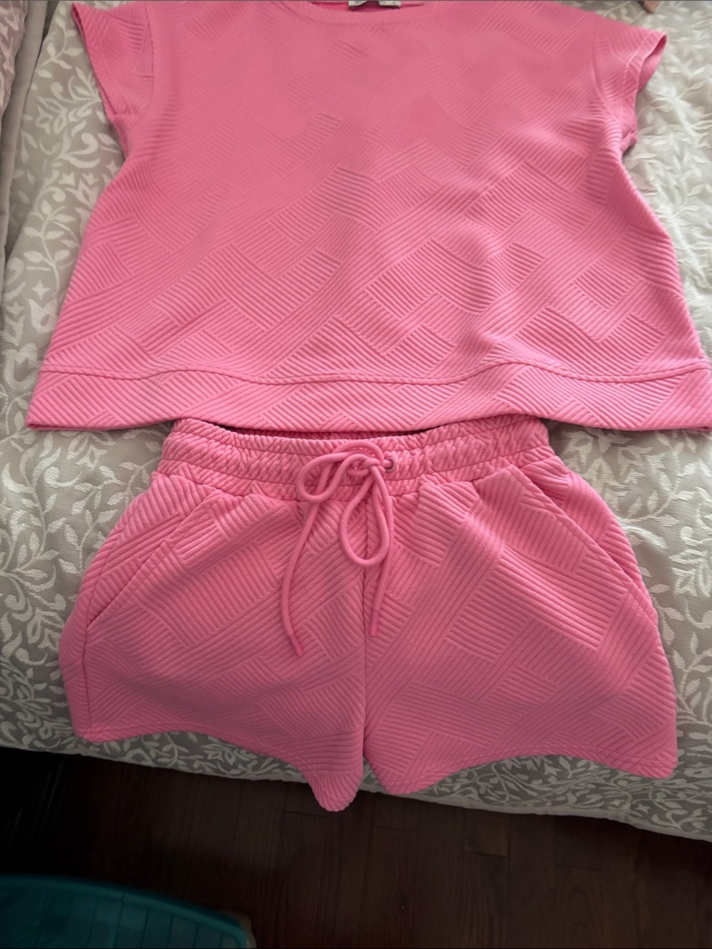 Women's Pink Textured Drawstring Shorts